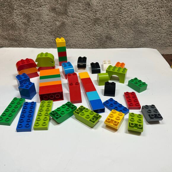 Duplo Lego Lot of 45+ Bricks Building Blocks Assorted Pieces Multicolor - Picture 5 of 5